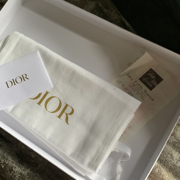 Christian DIOREVOLUTION slides - Picture 2 of 4